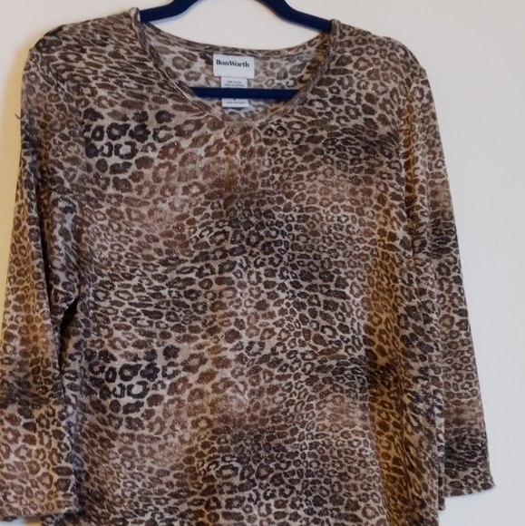 Cheetah Outfit - New Listing - Picture 7 of 12